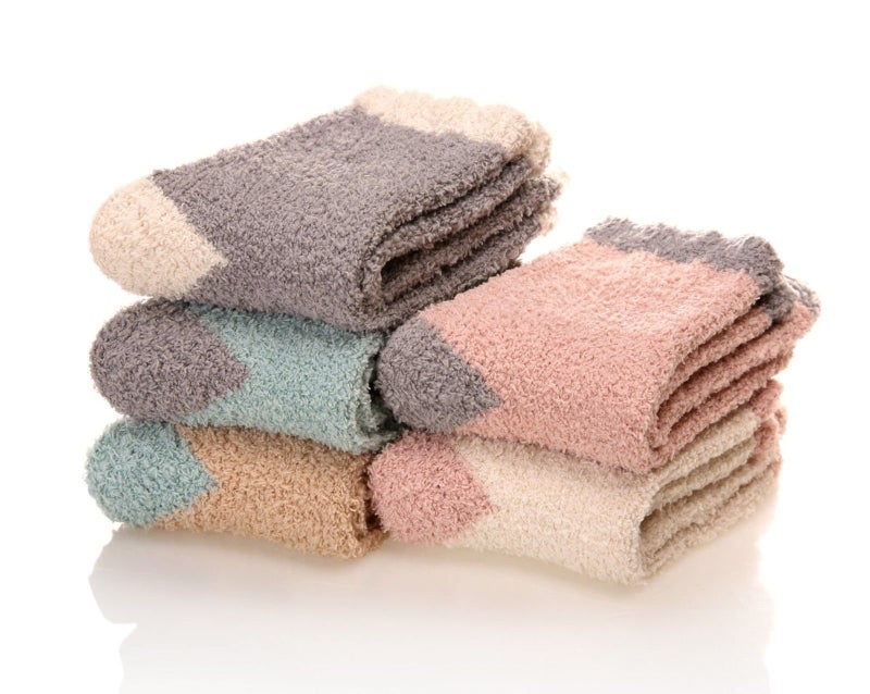 Komorebi Azue Fuzzy Warm Slipper Socks Women Super Soft Microfiber Cozy Sleeping Socks 6 or 5 Pairs (5 Pairs Patchwork Pink) - Image 4